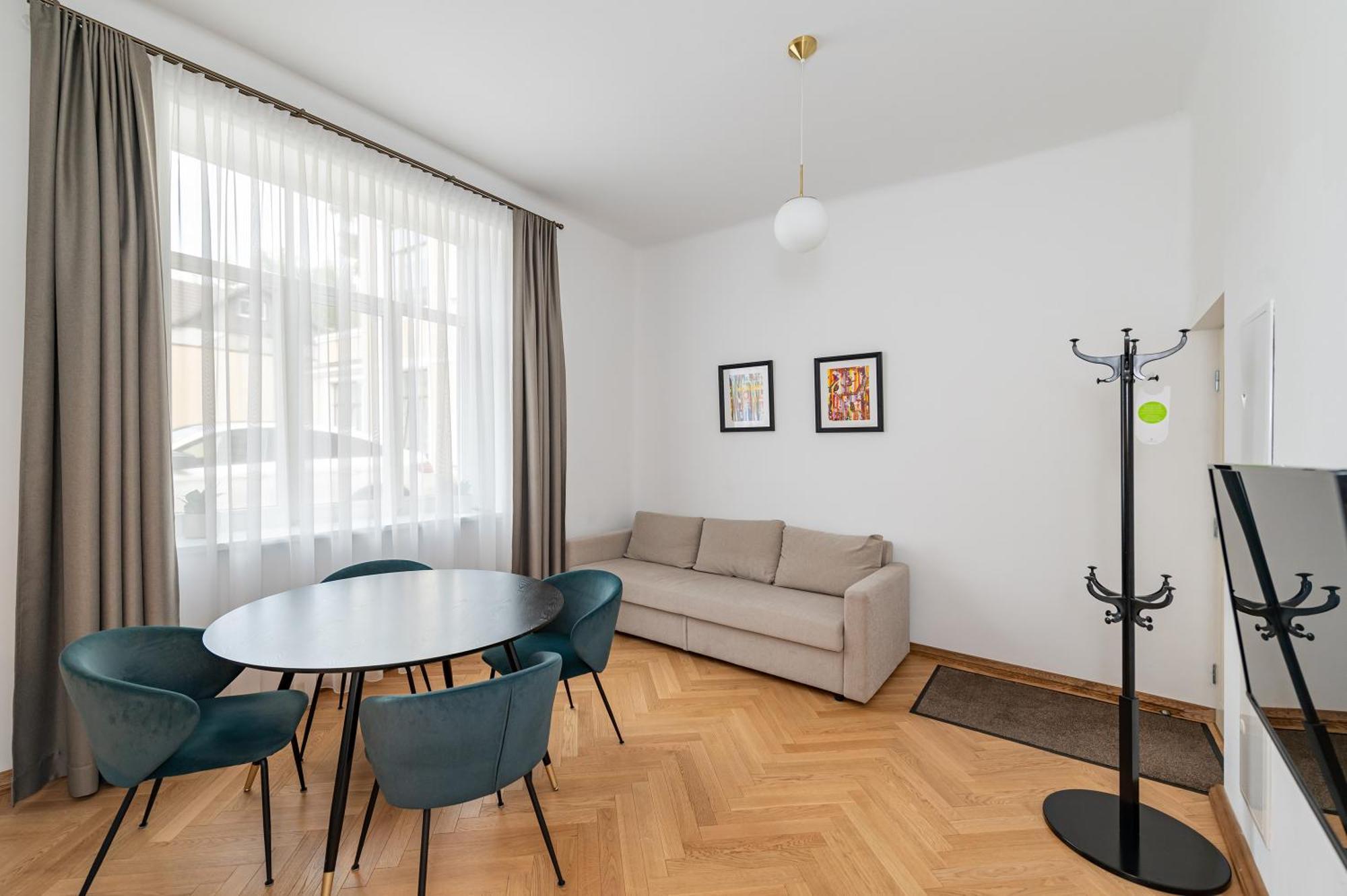 Park Avenue Apartments By Hostlovers Каунас Екстериор снимка
