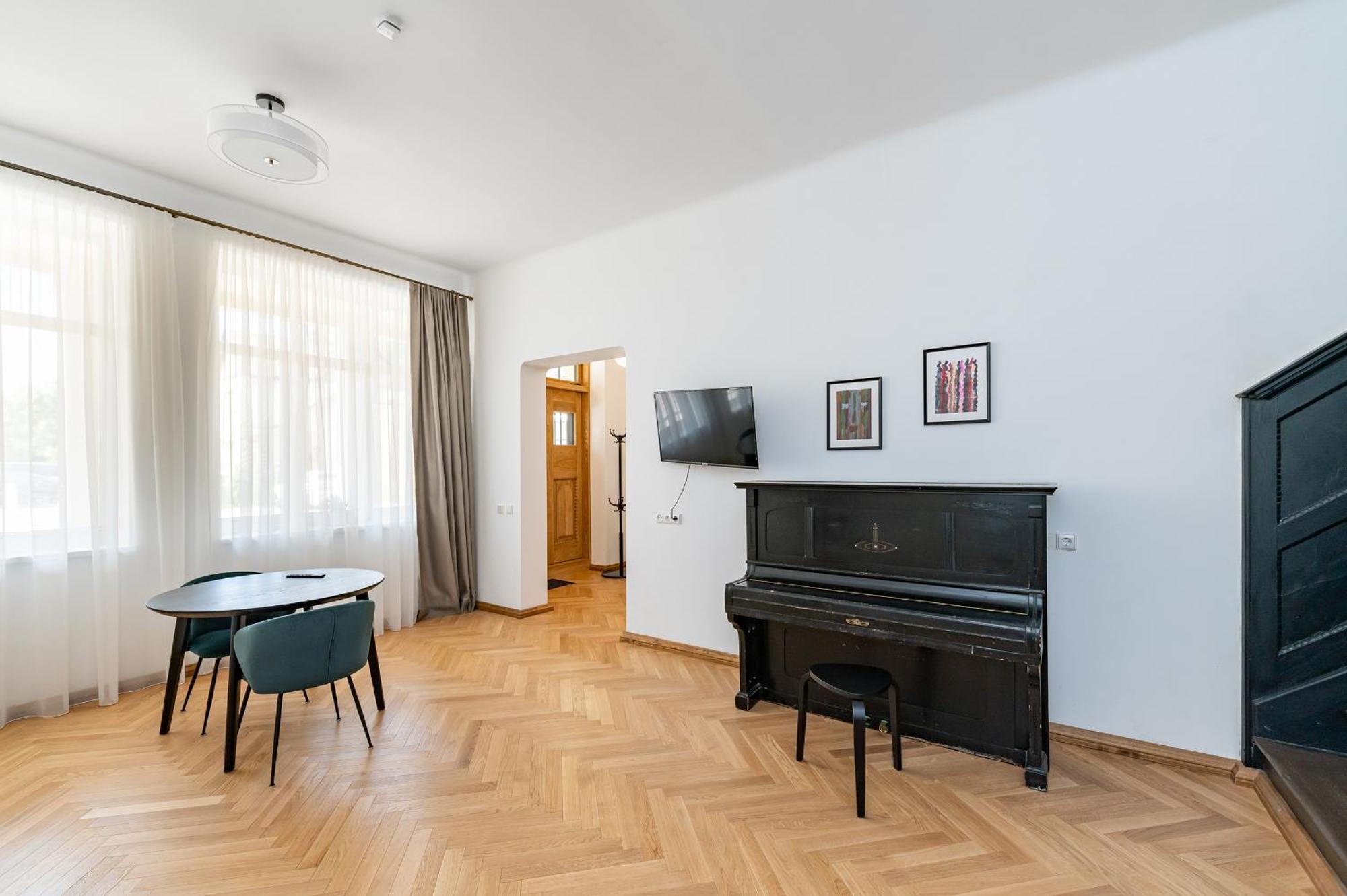 Park Avenue Apartments By Hostlovers Каунас Екстериор снимка