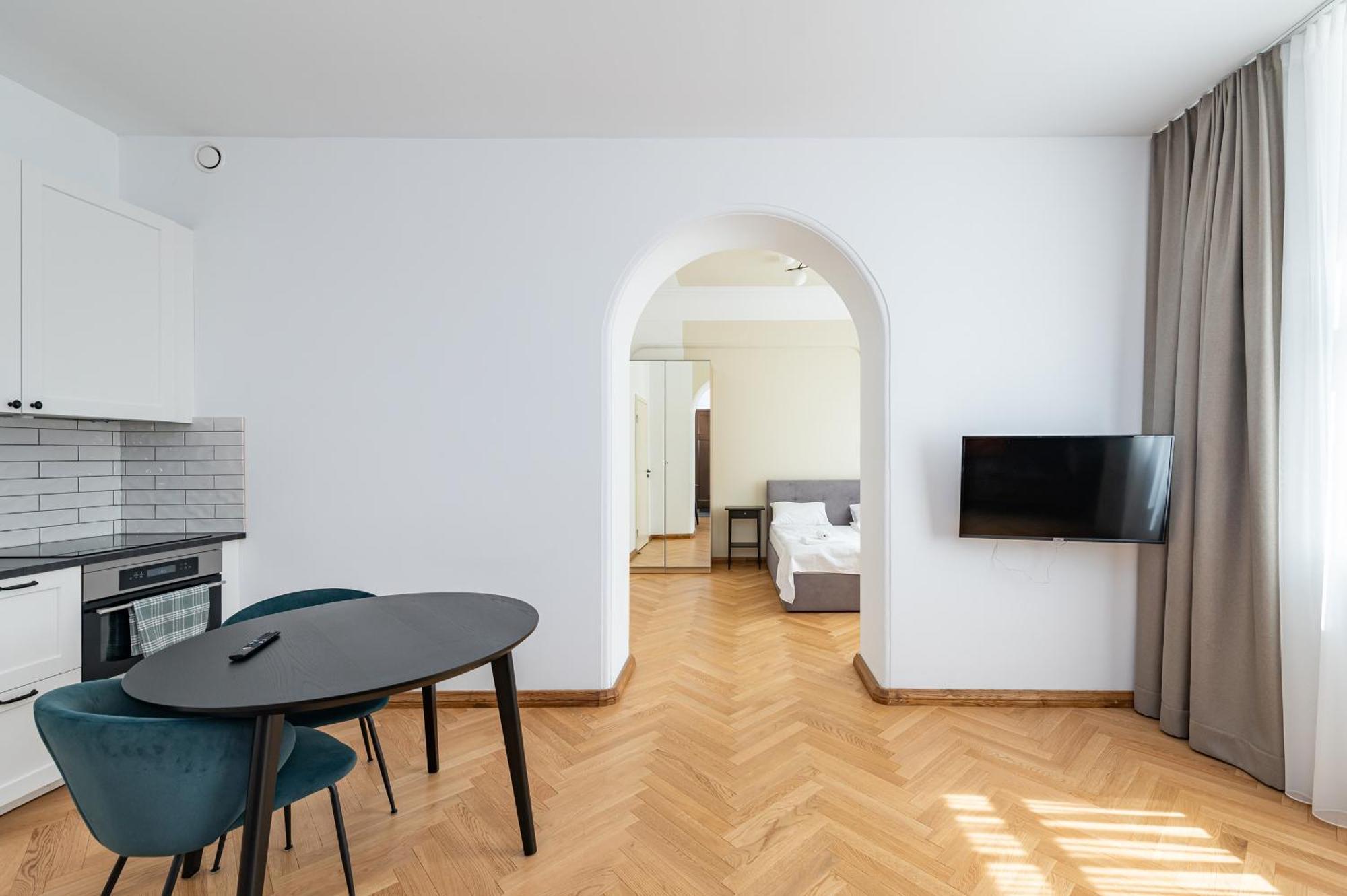 Park Avenue Apartments By Hostlovers Каунас Екстериор снимка