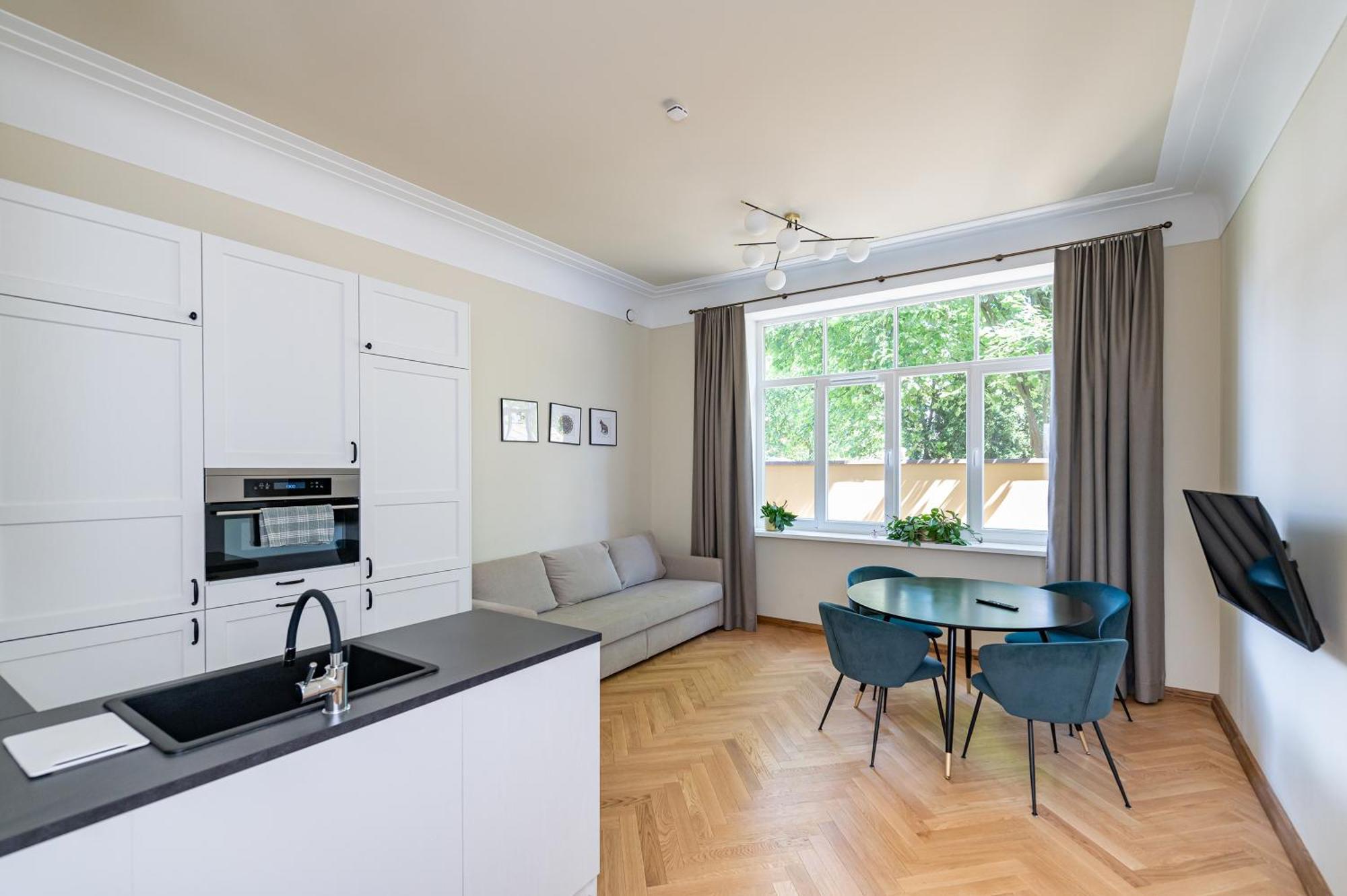 Park Avenue Apartments By Hostlovers Каунас Екстериор снимка